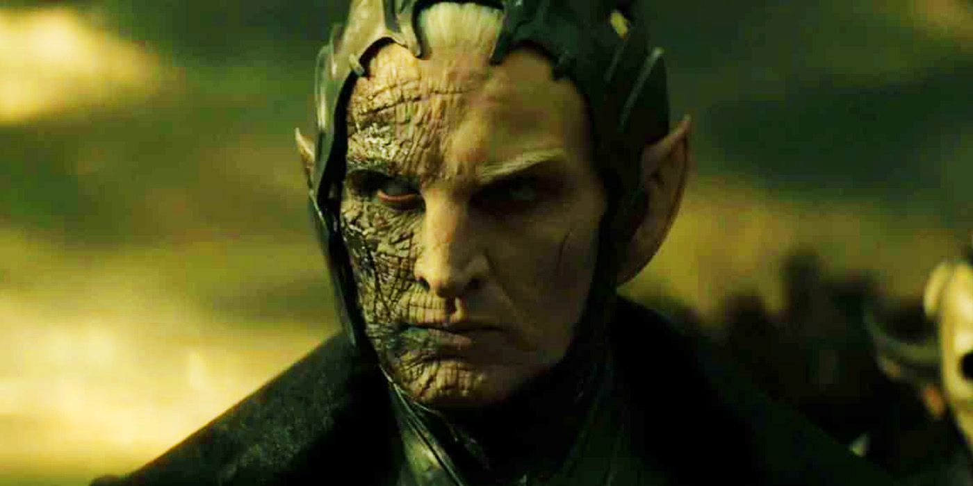 Primer plano de Elf Malekith en Thor: The Dark World en 2013