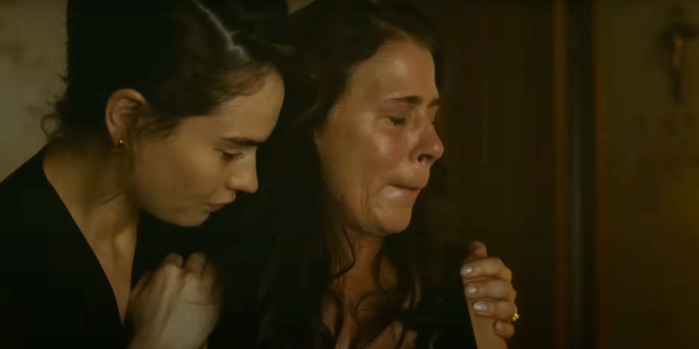 Pam (Lily James) hugging Doris (Maura Tierney) in The Iron Claw