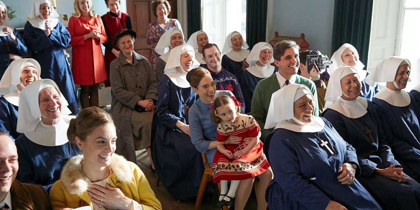 Call the Midwife cast listening to concert