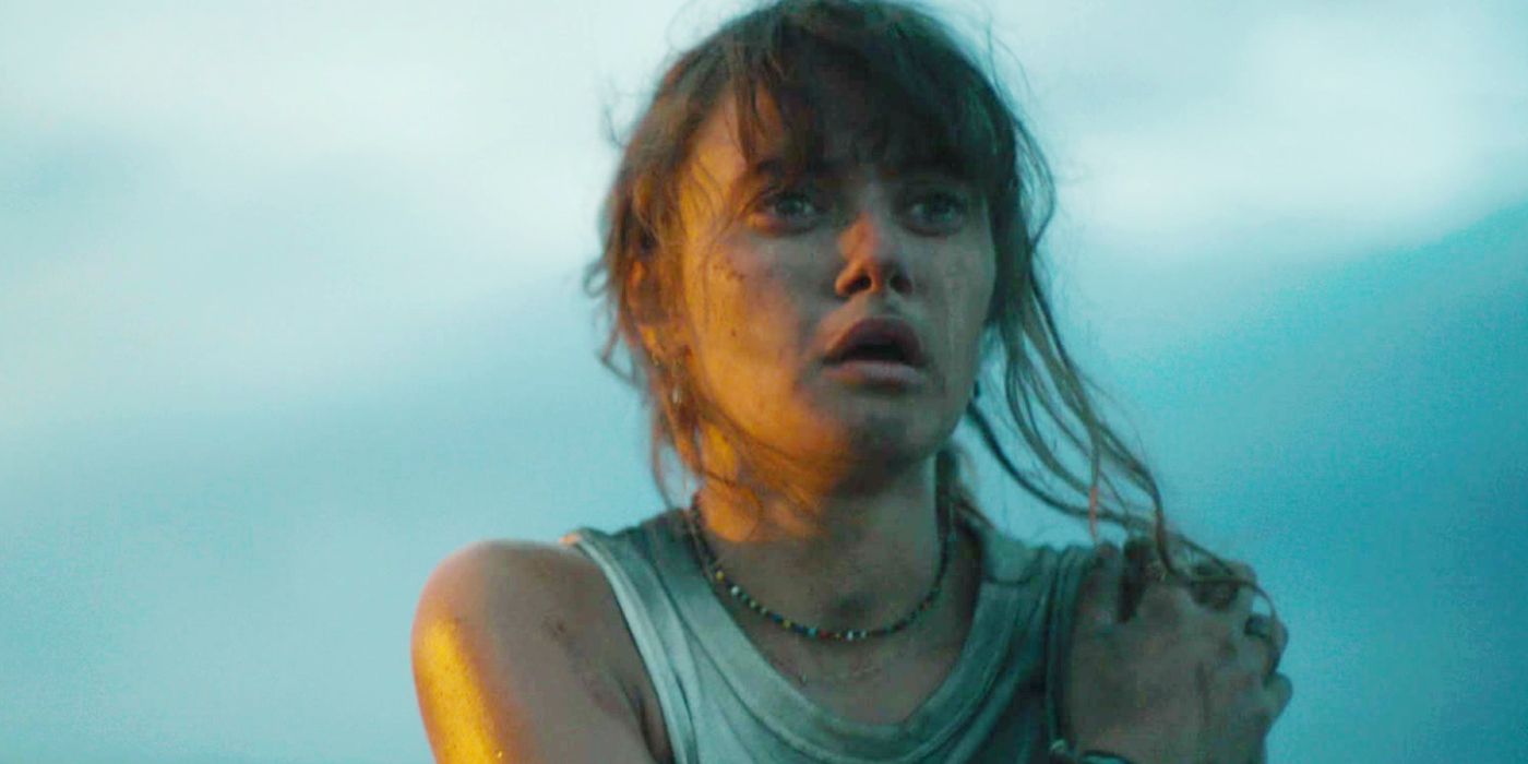 Ella Purnell as Kate Ward looking shell-shocked during the Army of the Dead ending.