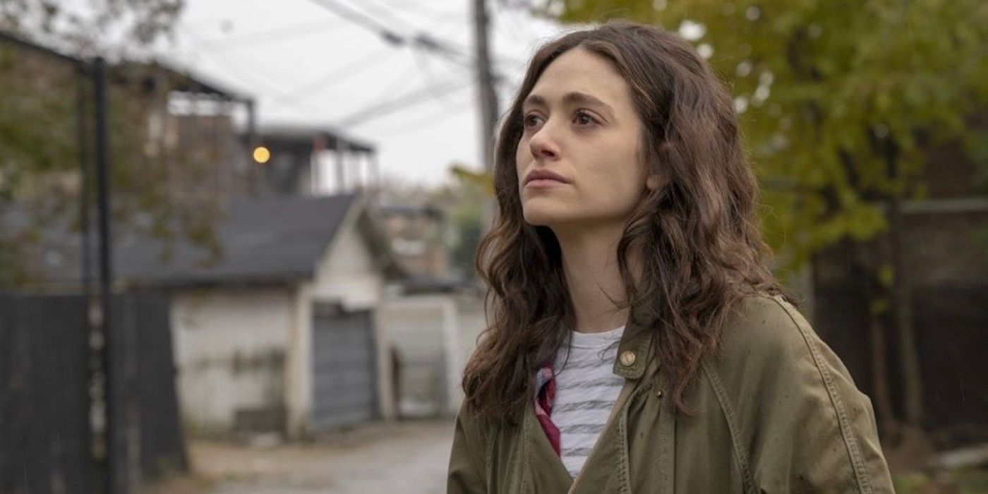 Emmy Rossum as Fiona Standing in the Street in Shameless