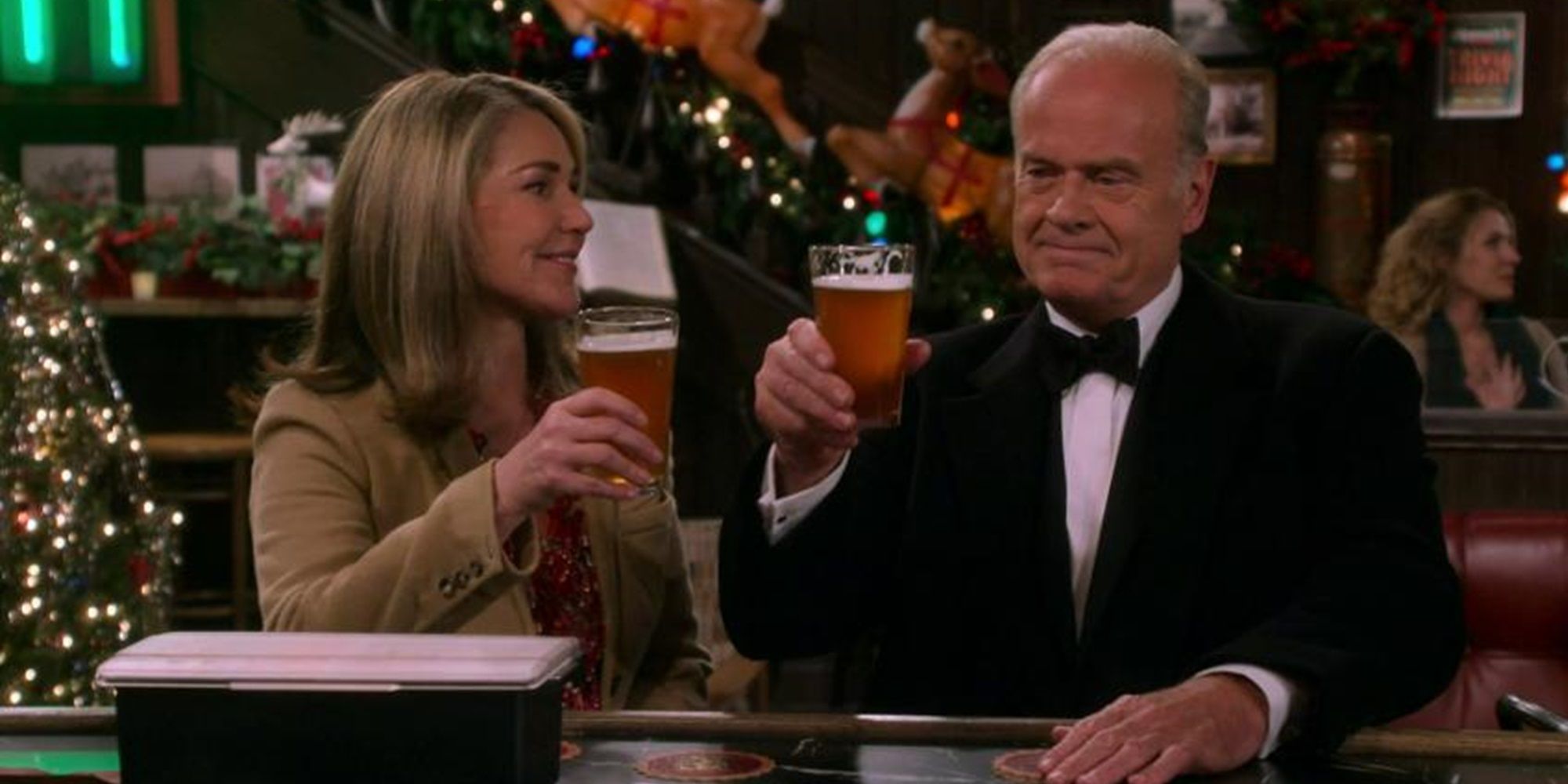 Frasier and Roz have a beer in Frasier