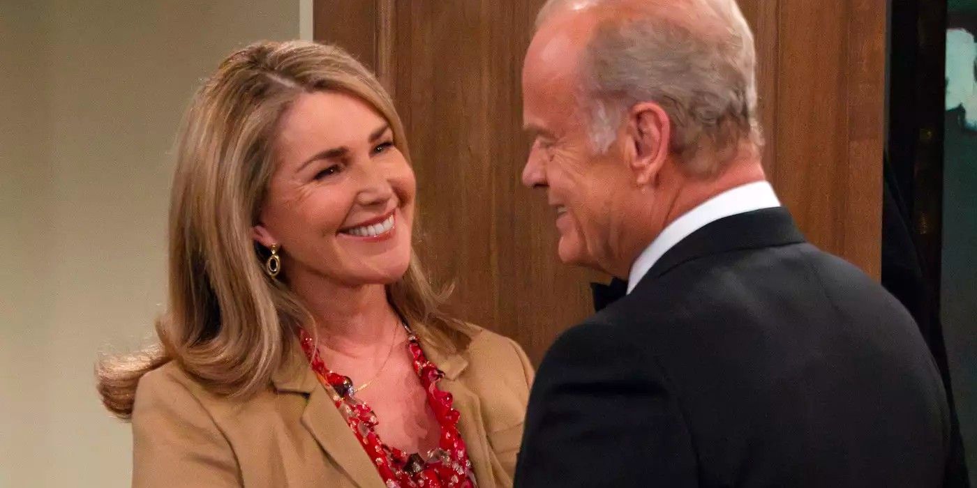 Peri Gilpin as Roz Doyle in the Frasier reboot