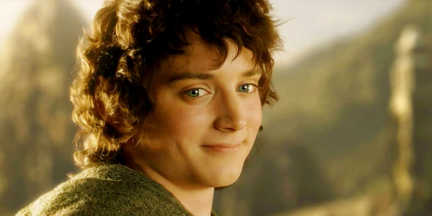 Elijah Wood smiling as Frodo in The Lord of the Rings: The Return of the King.