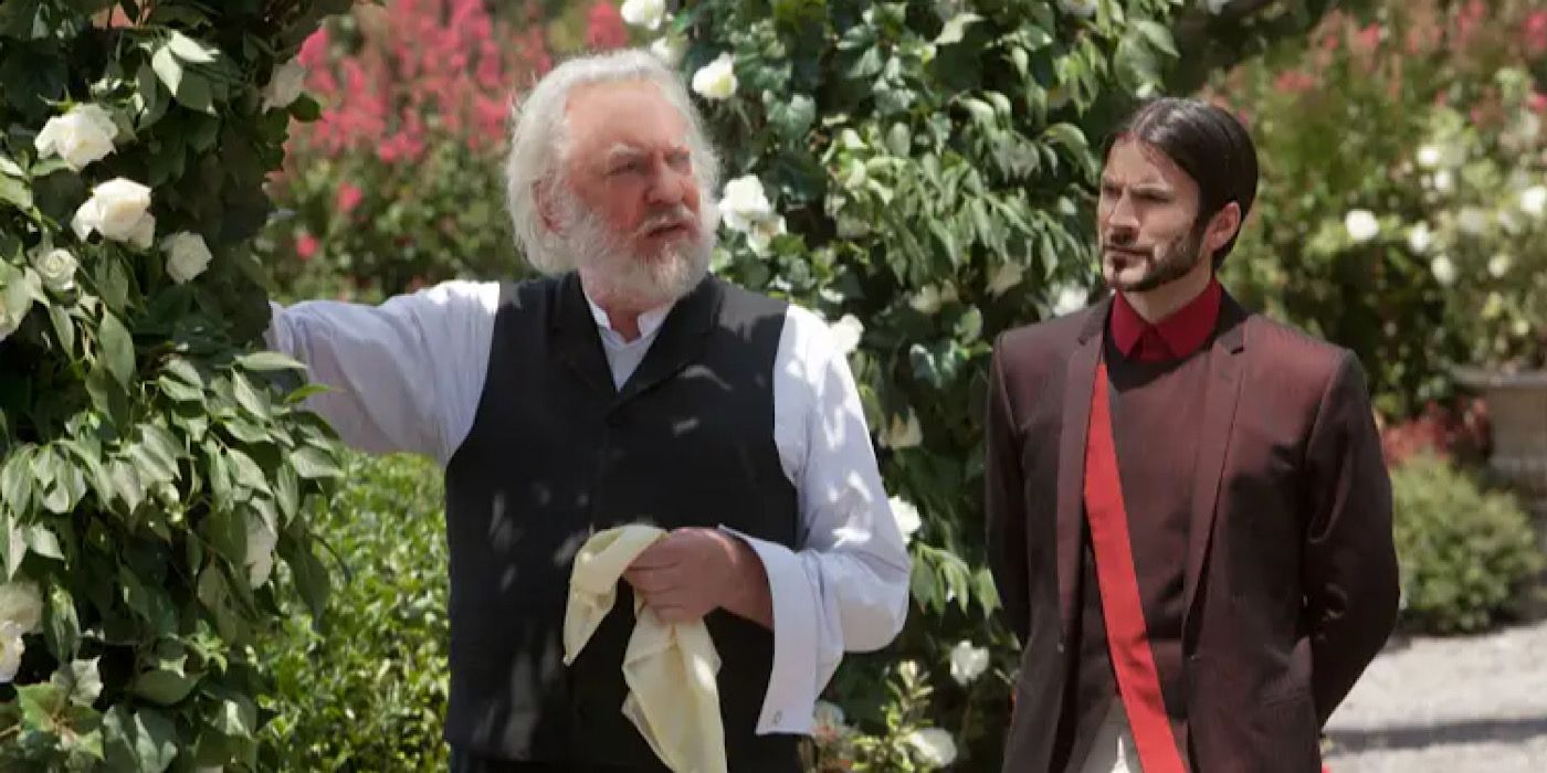Seneca Crane is with President Snow in his rose garden in The Hunger Games.