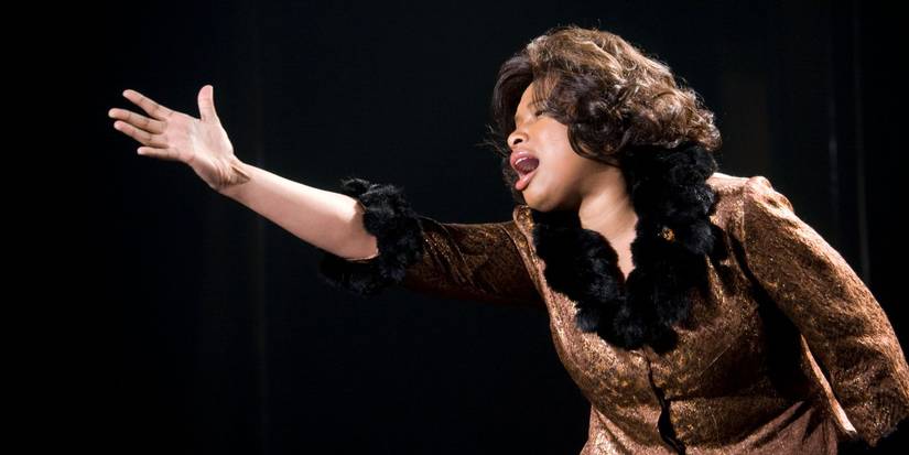 Jennifer Hudson as Effie White sings in Dreamgirls.