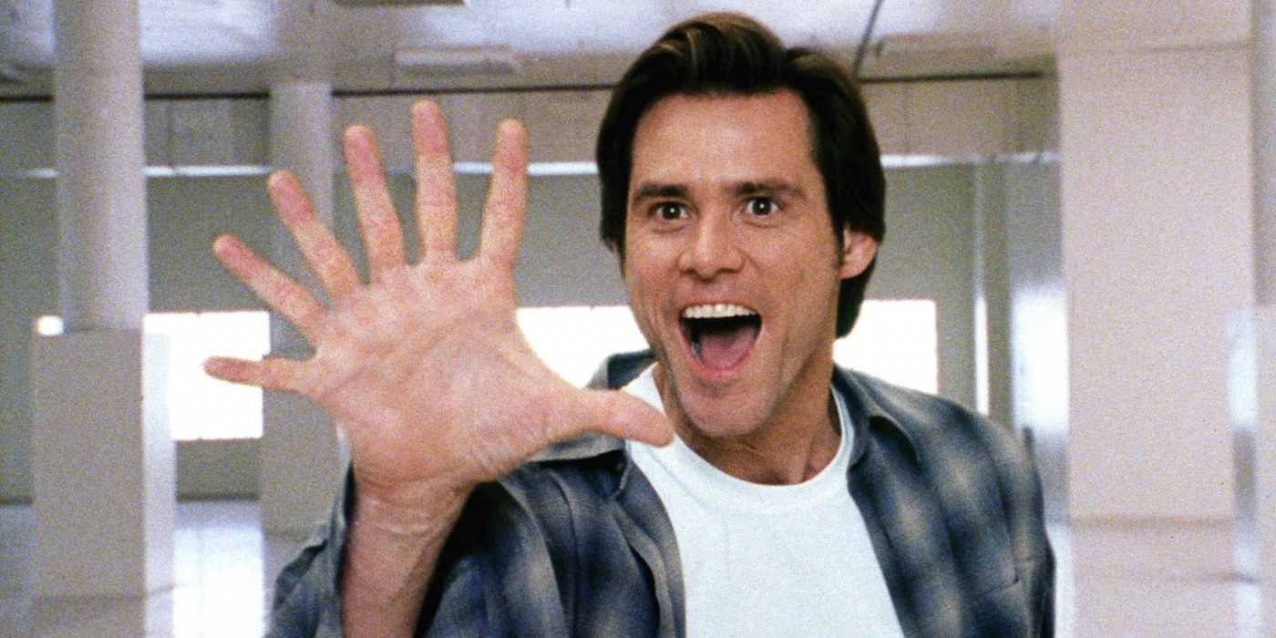 Jim Carrey as Bruce has seven fingers in Bruce Almighty.