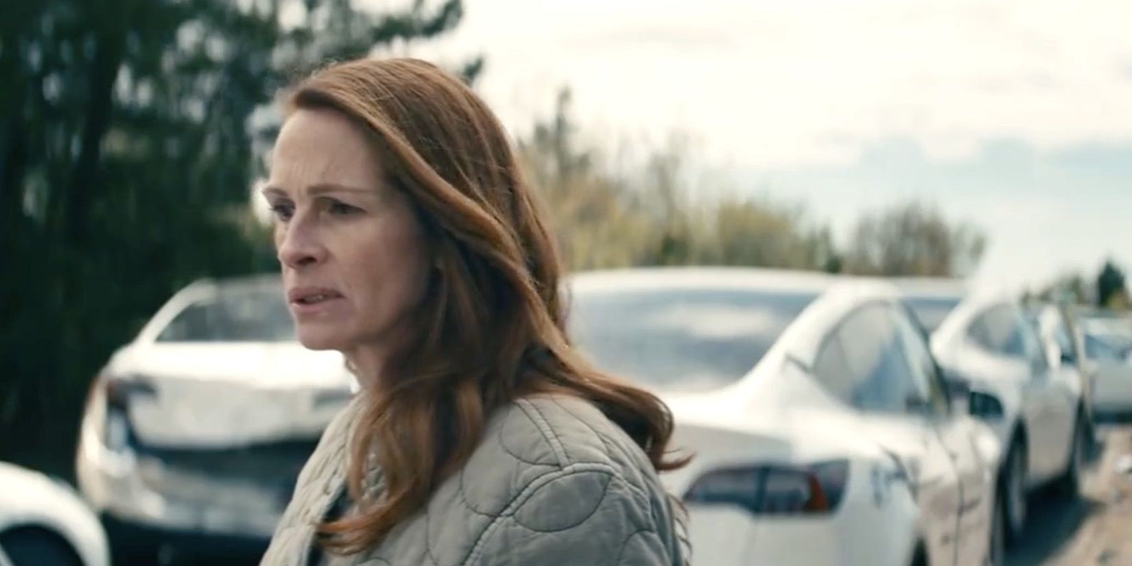 Julia Roberts looking confused in Leave the World Behind