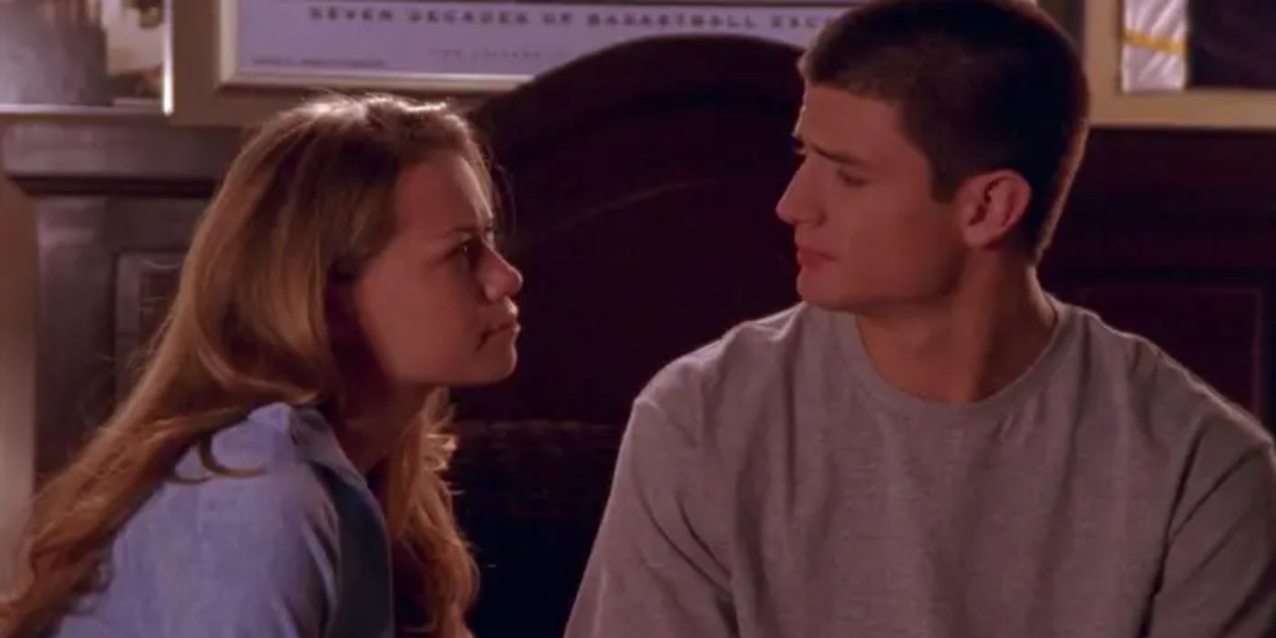 Nathan and Haley from One Tree Hill looking at each other