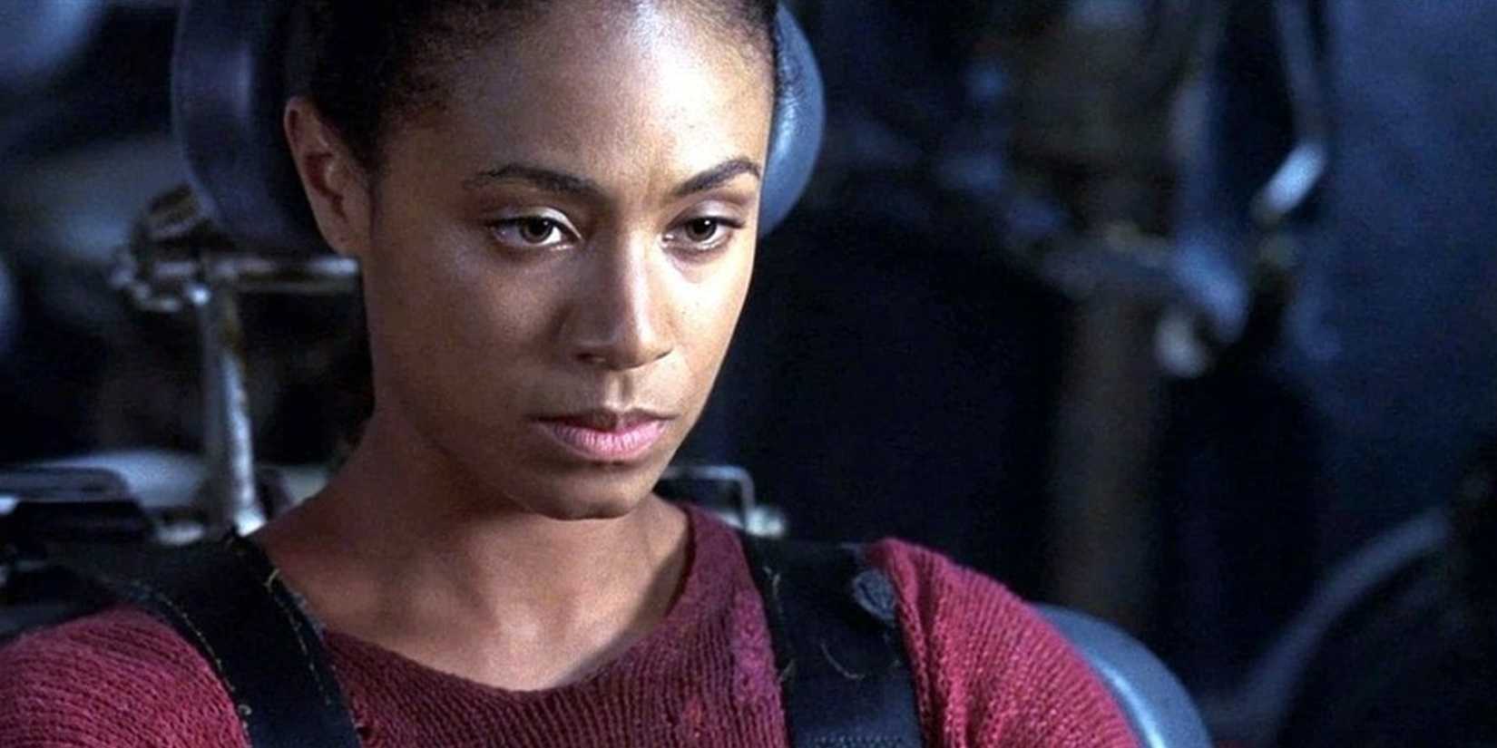 Niobe flying a ship in The Matrix Reloaded