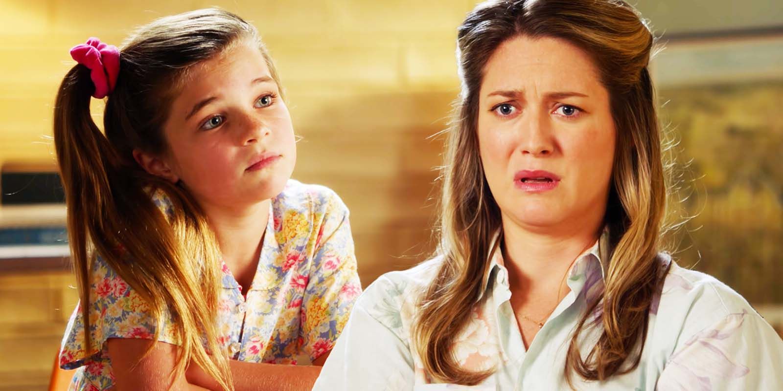 Raegan Revord como Missy Cooper y Zoe Perry como Mary Cooper en la segunda temporada de Young Sheldon