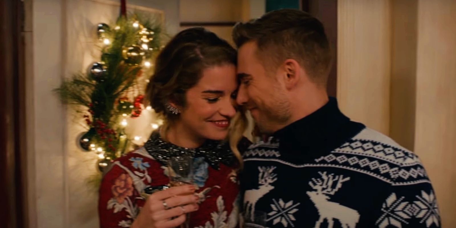 Schitt's creek christmas hot sale special where to watch