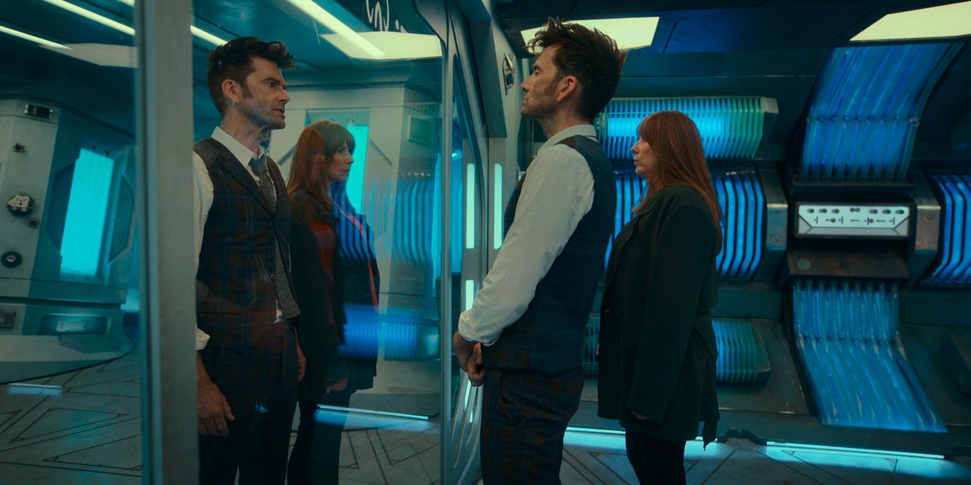 Donna y el doctor con criaturas idénticas a ellas en el especial del 60 aniversario de Doctor Who 