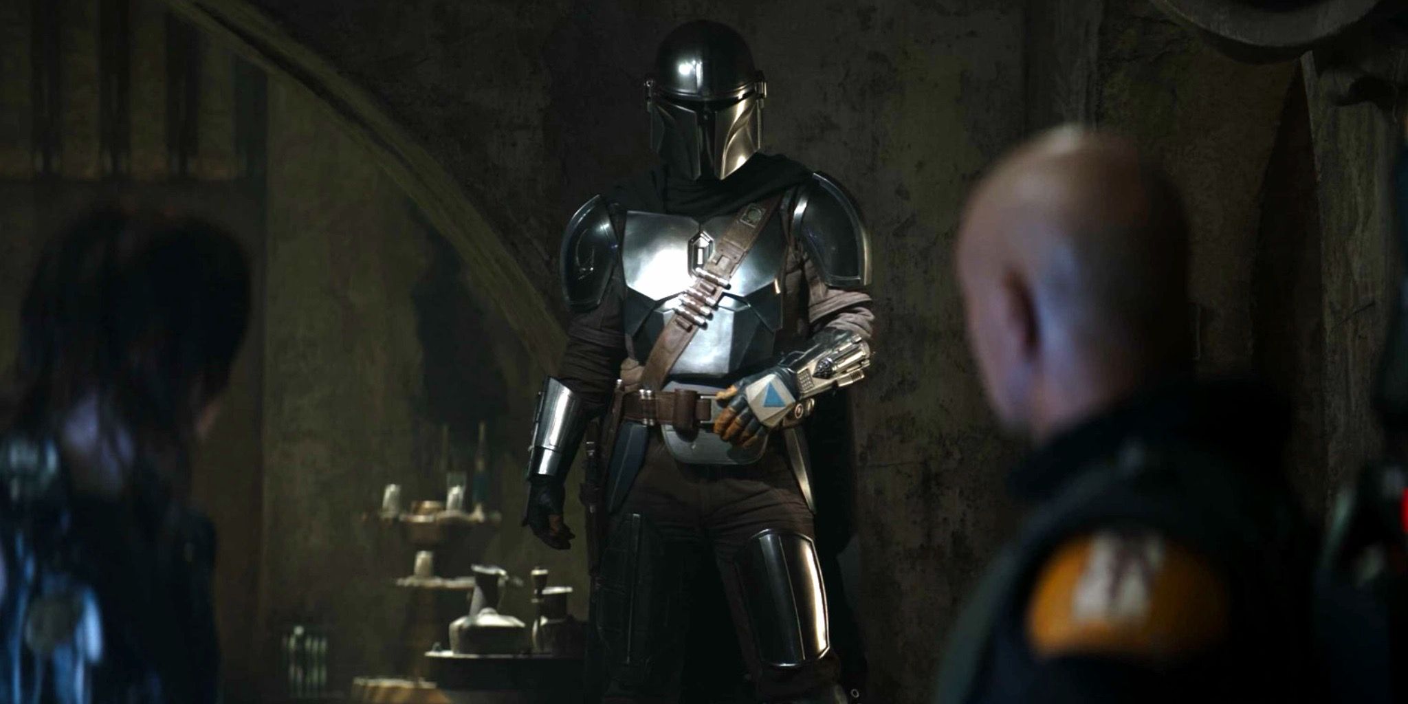 Din Djarin stands and nods at Boba Fett in his palace, previously Jabba&rsquo;s, in The Book of Boba Fett episode 6