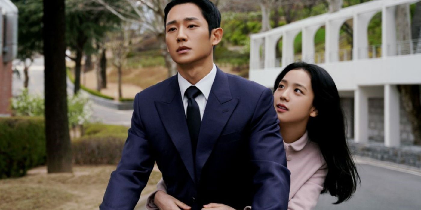 Jung Hae-in as Lim Soo-ho and Jisoo as Eun Yeong-ro in Snowdrop