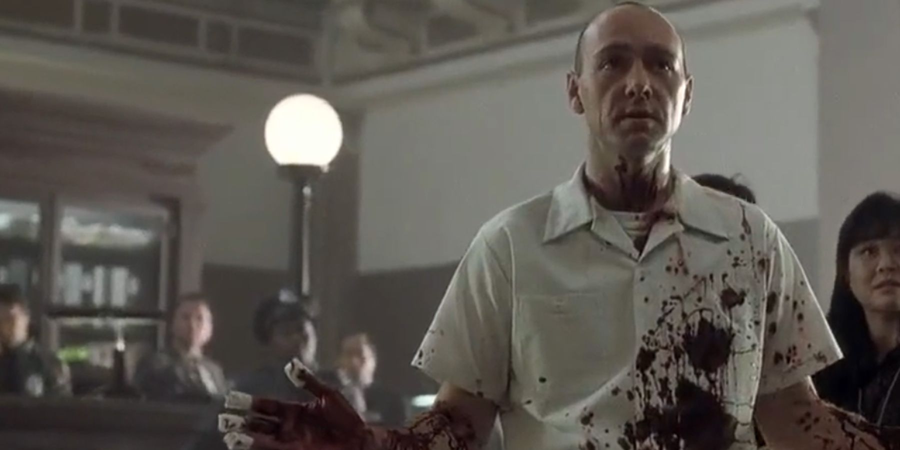 Kevin Spacey covered in blood as John Doe in Se7ven