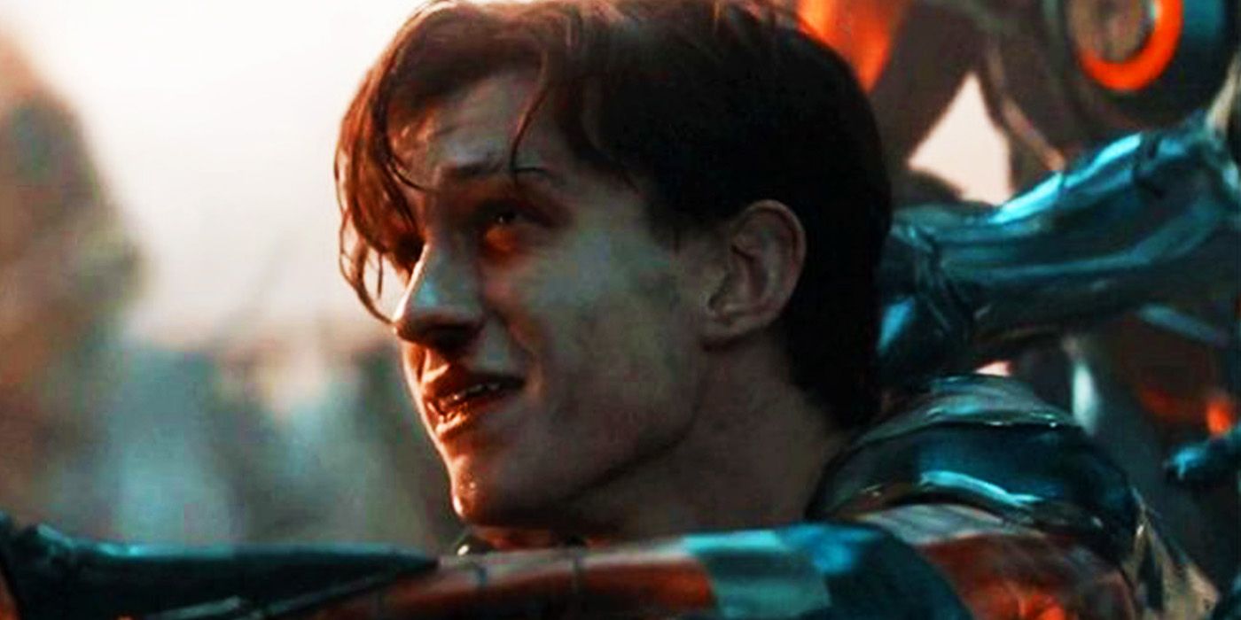 Spider-Man crying over dying Tony Stark in Avengers Endgame