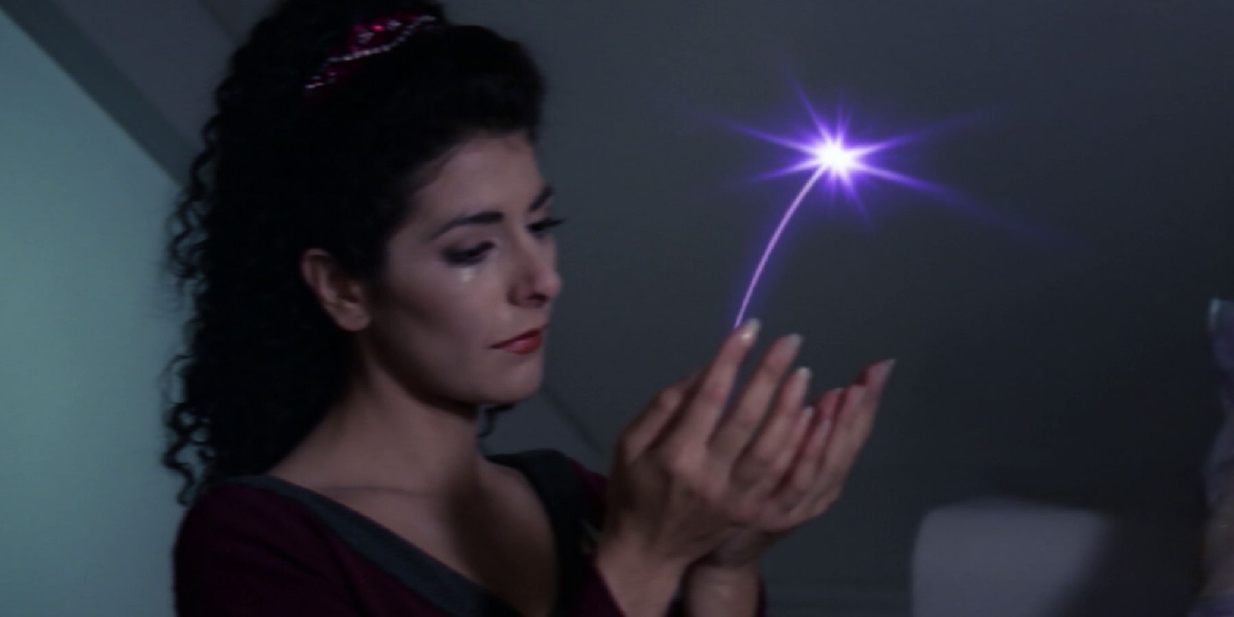 Por qué Troi tiene acento en Star Trek: las primeras temporadas de la próxima generación