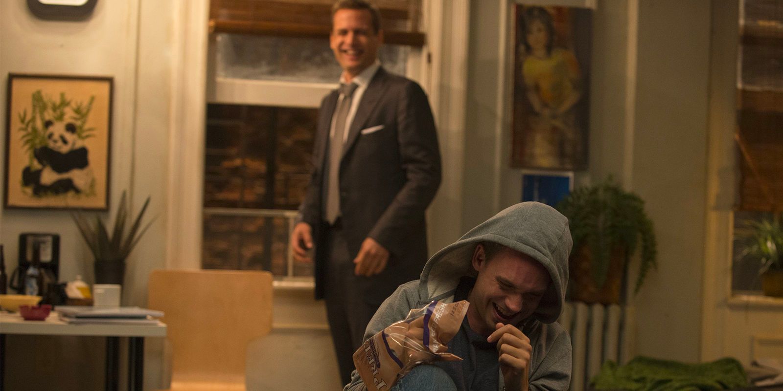 Mike and Harvey joking around on Suits.