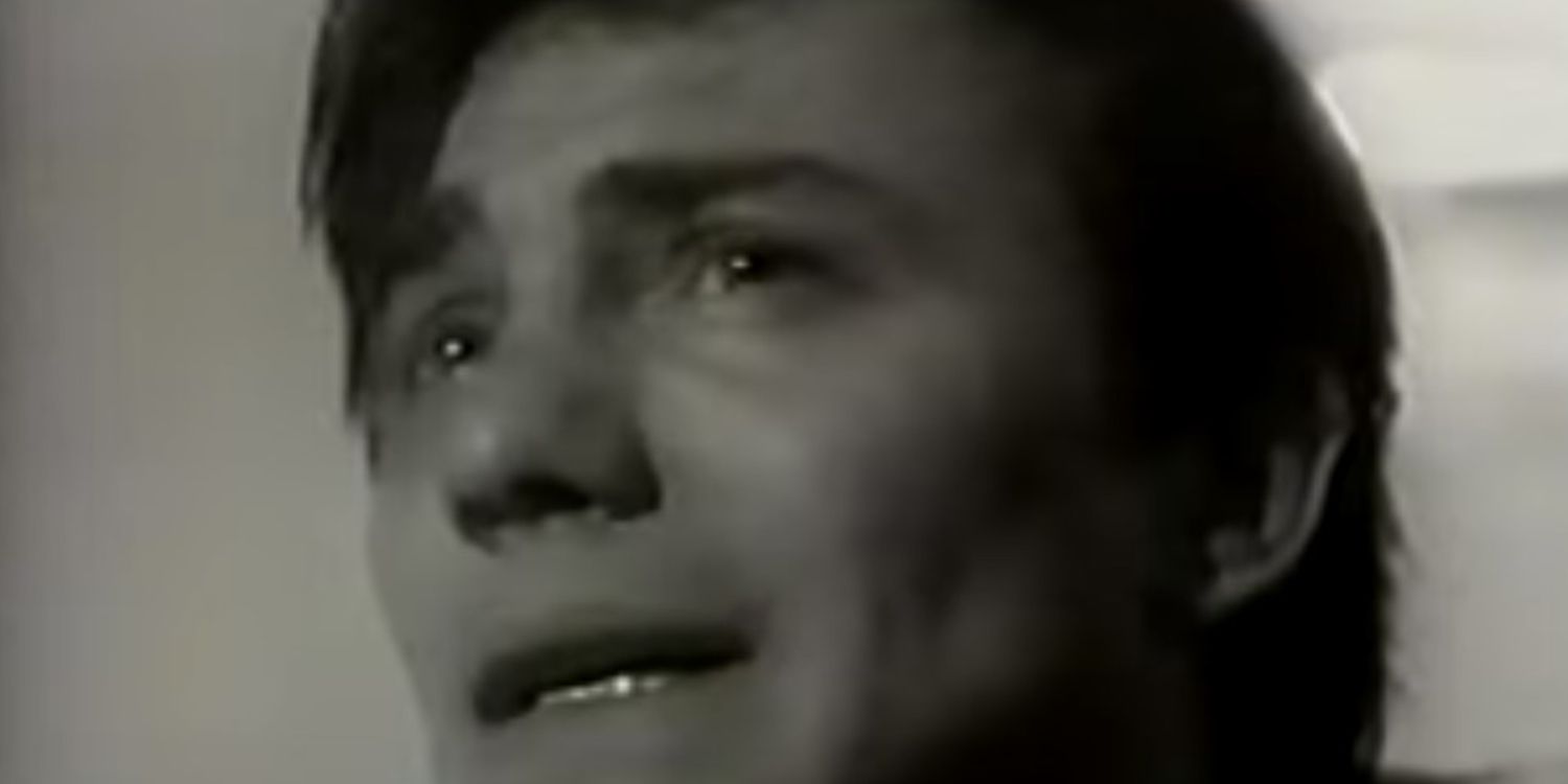 Alex McArthur as Richard Braun looking distraught in The Fifth Corner