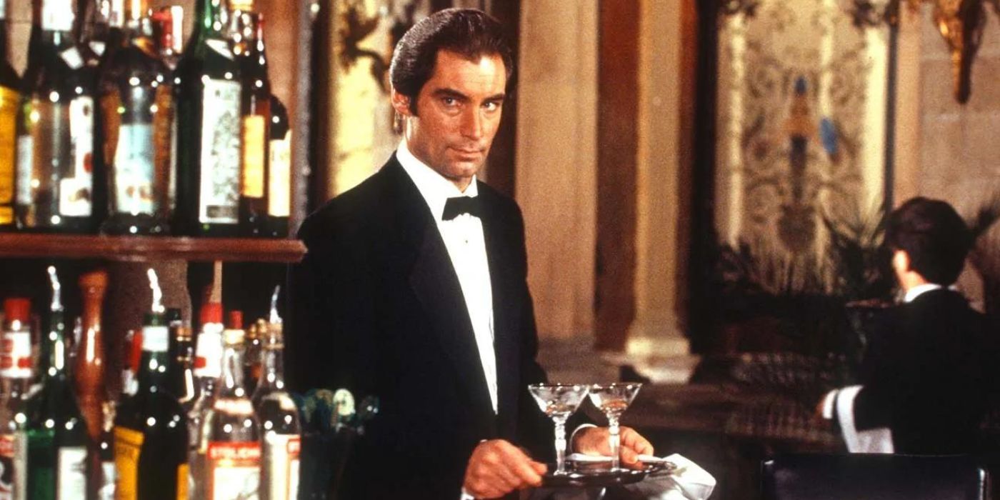 Timothy Dalton as James Bond in License to Kill.