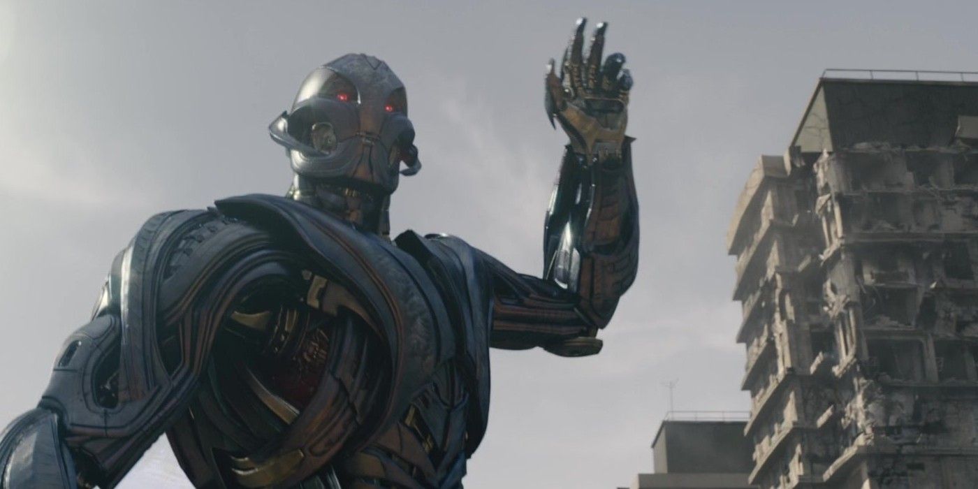 Ultron se prepara para destruir Sovokia em Vingadores: Era de Ultron