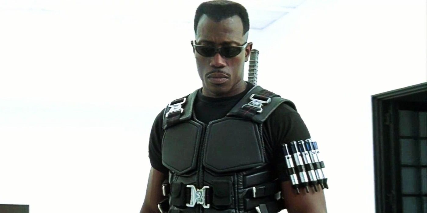 Wesley Snipes As Blade In Full Tactical Gear In White Room In Blade 1998 Movie