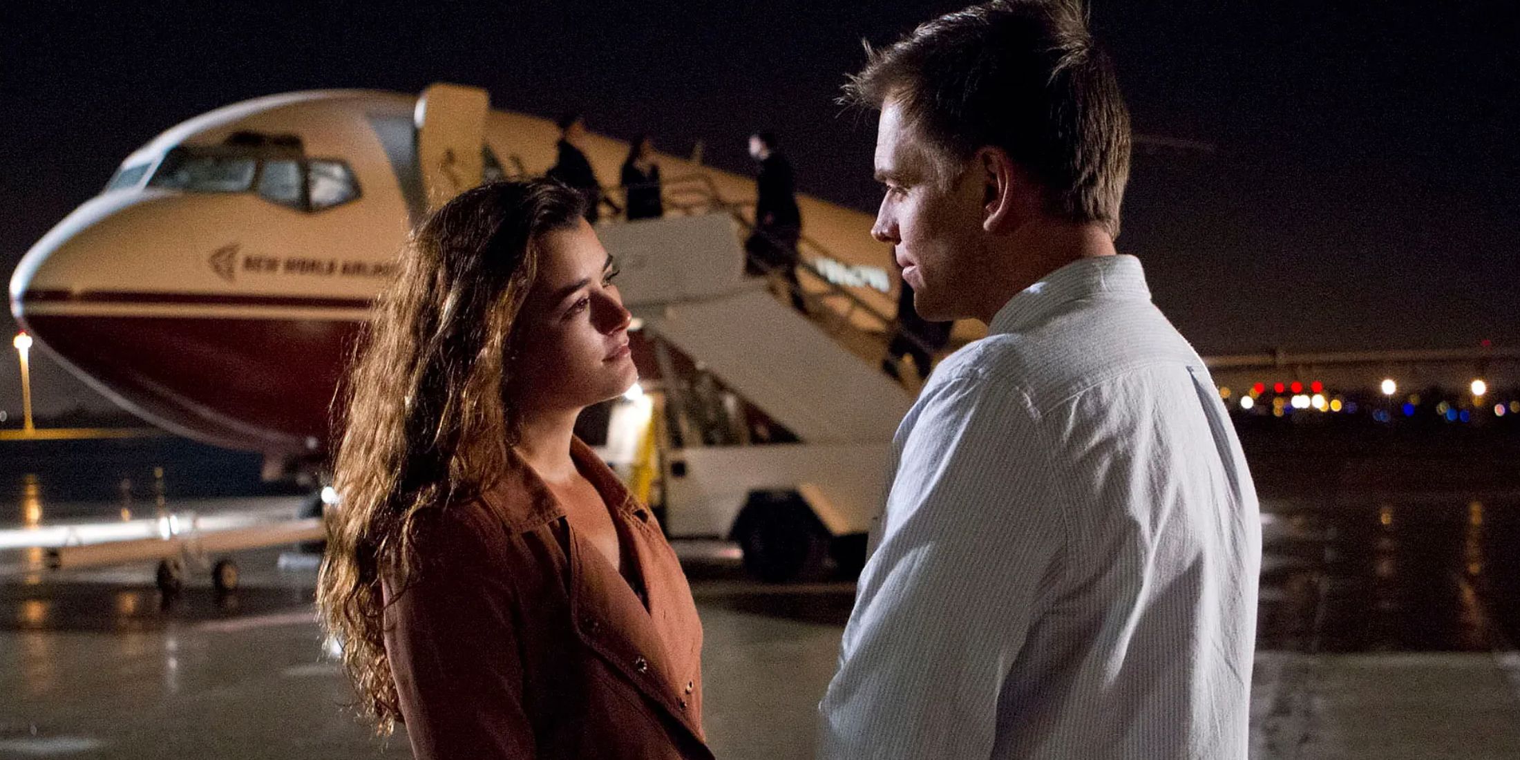 Ziva and Tony saying goodbye in front of an airplane when Cote de Pablo exited NCIS in season 13