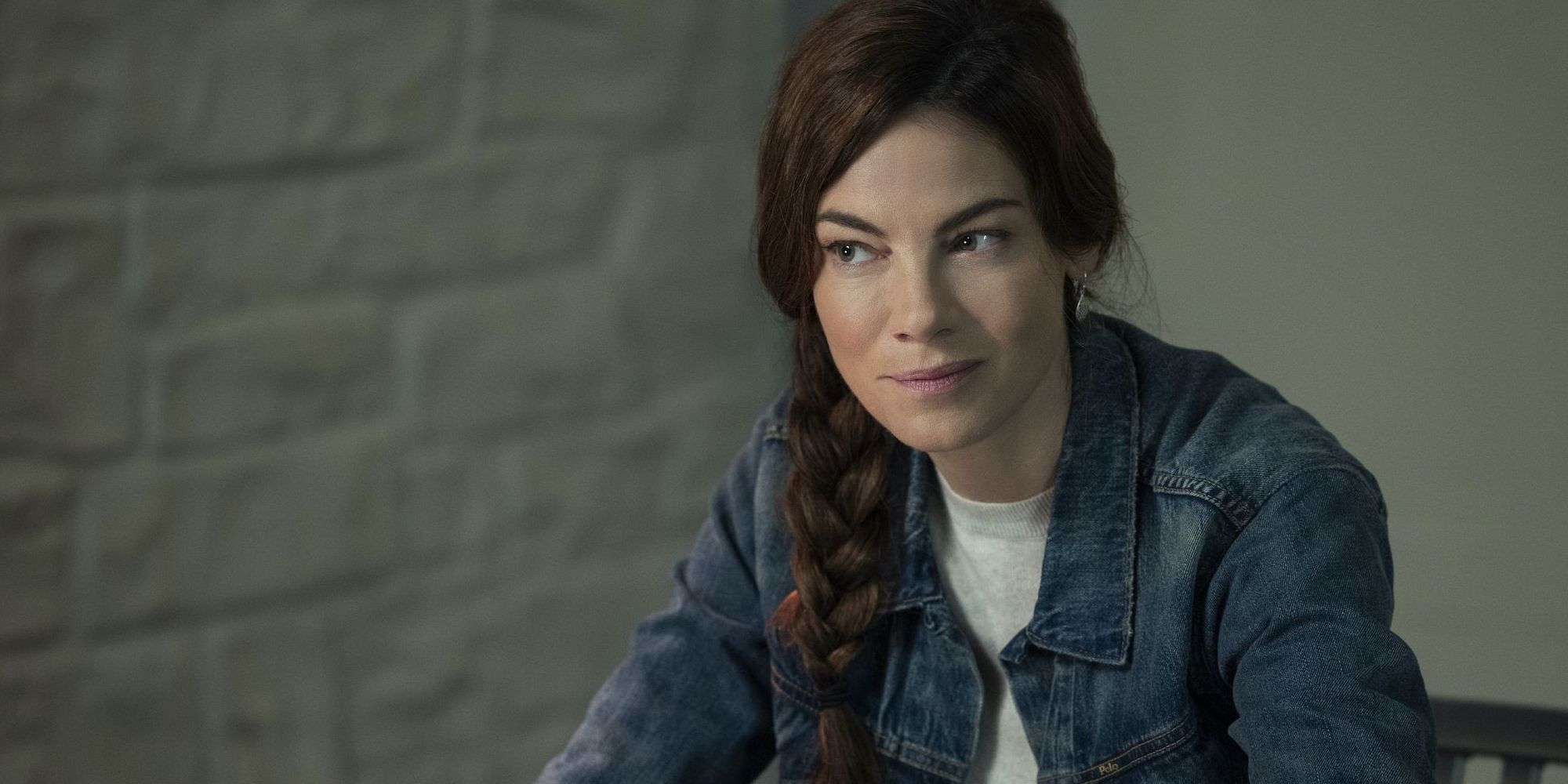 Michelle Monaghan looking curious in Echoes