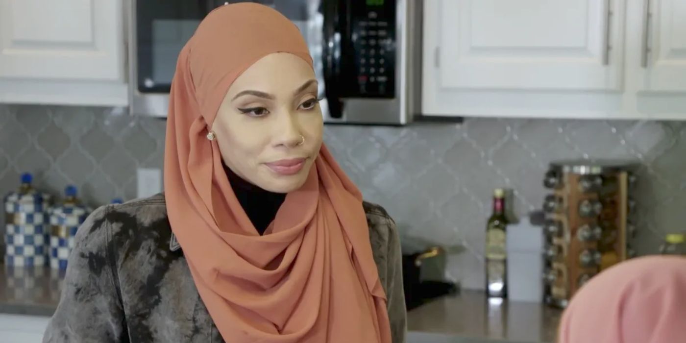 Montage 90 Day Fiancé Shaeeda Sween wearing brown scarf looking at someone