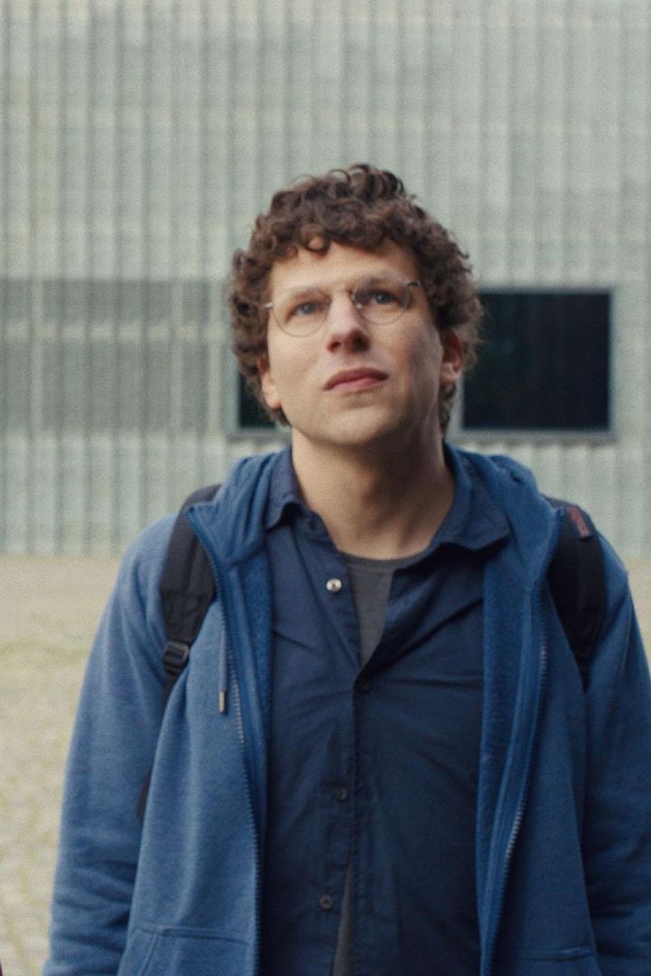 Jesse Eisenberg’s Second Directorial Characteristic Is A Heartfelt Dramedy