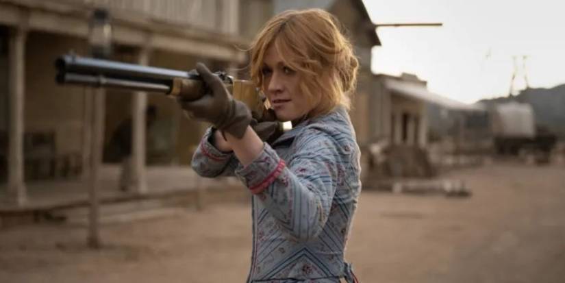 Abby (Katherine McNamara) pointing a rifle in the Walker Independence finale.