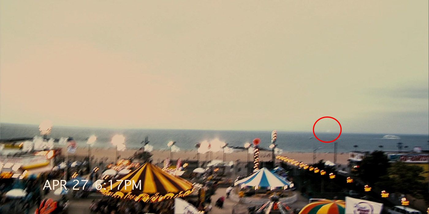 Cloverfield Coney Island footage marking the moment the meteor falls into the ocean