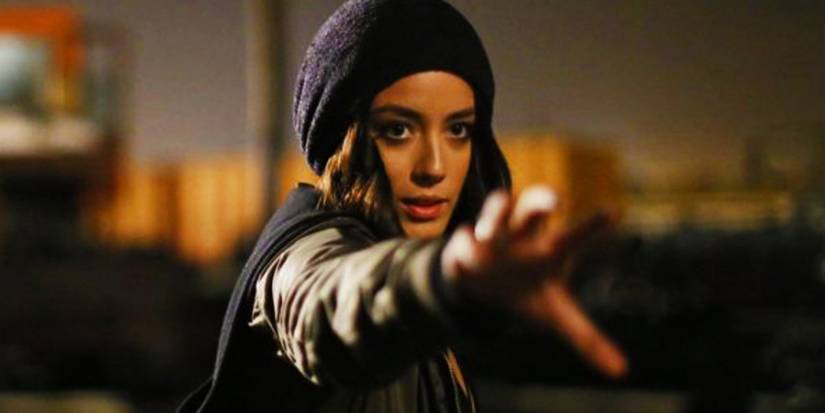 Daisy Johnson using her Inhuman powers in Agents of SHIELD