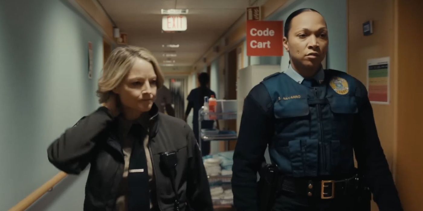 Danvers (Jodie Foster) and Navarro (Kali Reis) walk down a hospital hallway in True Detective season 4