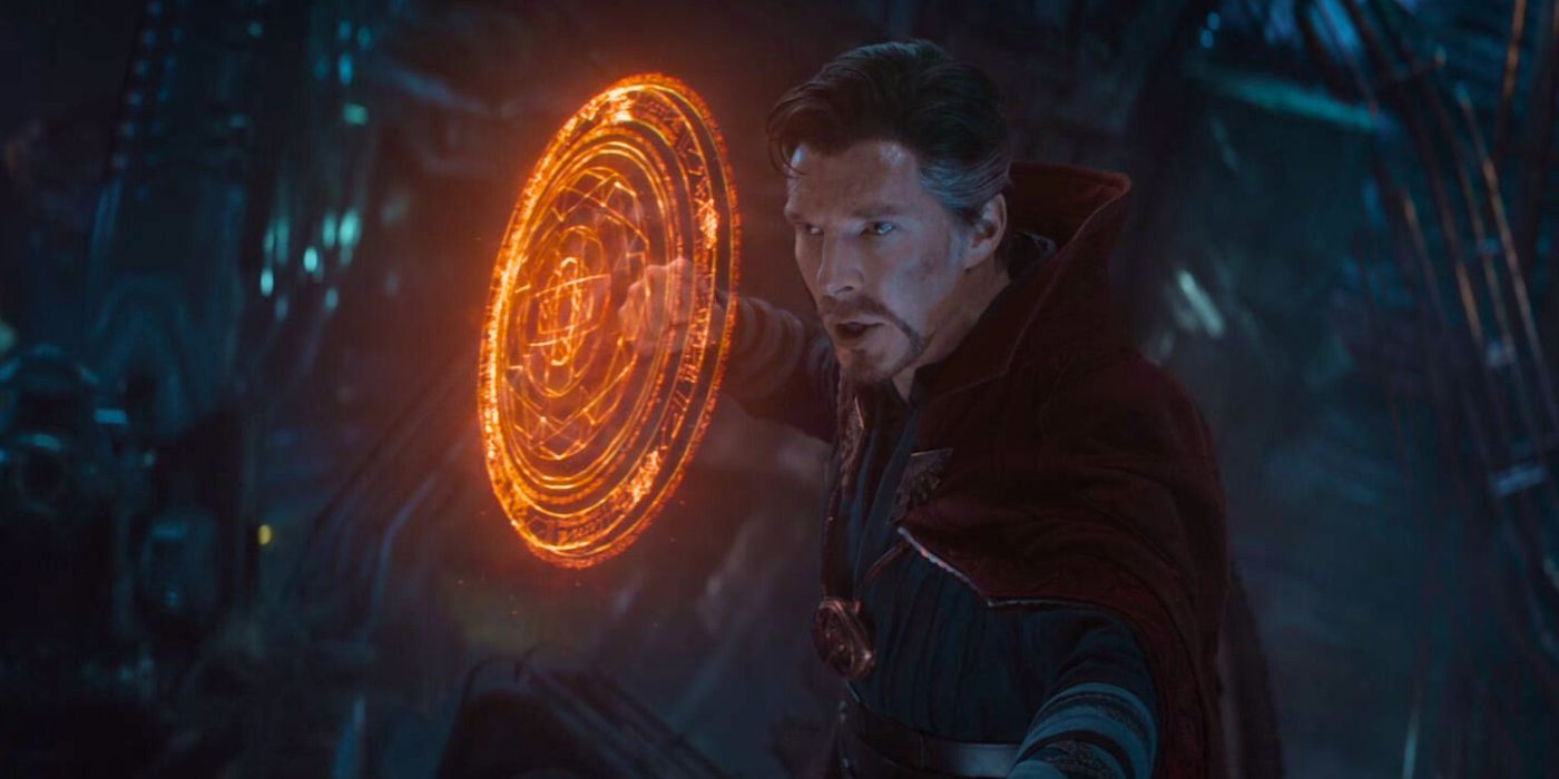 Doctor Strange (Benedict Cumberbatch) with a spell out in Avengers Infinity War