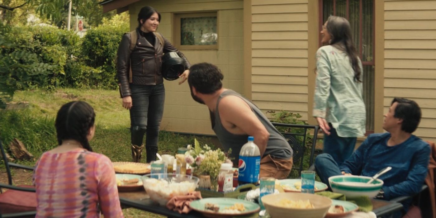 Echo With Her Family In Finale