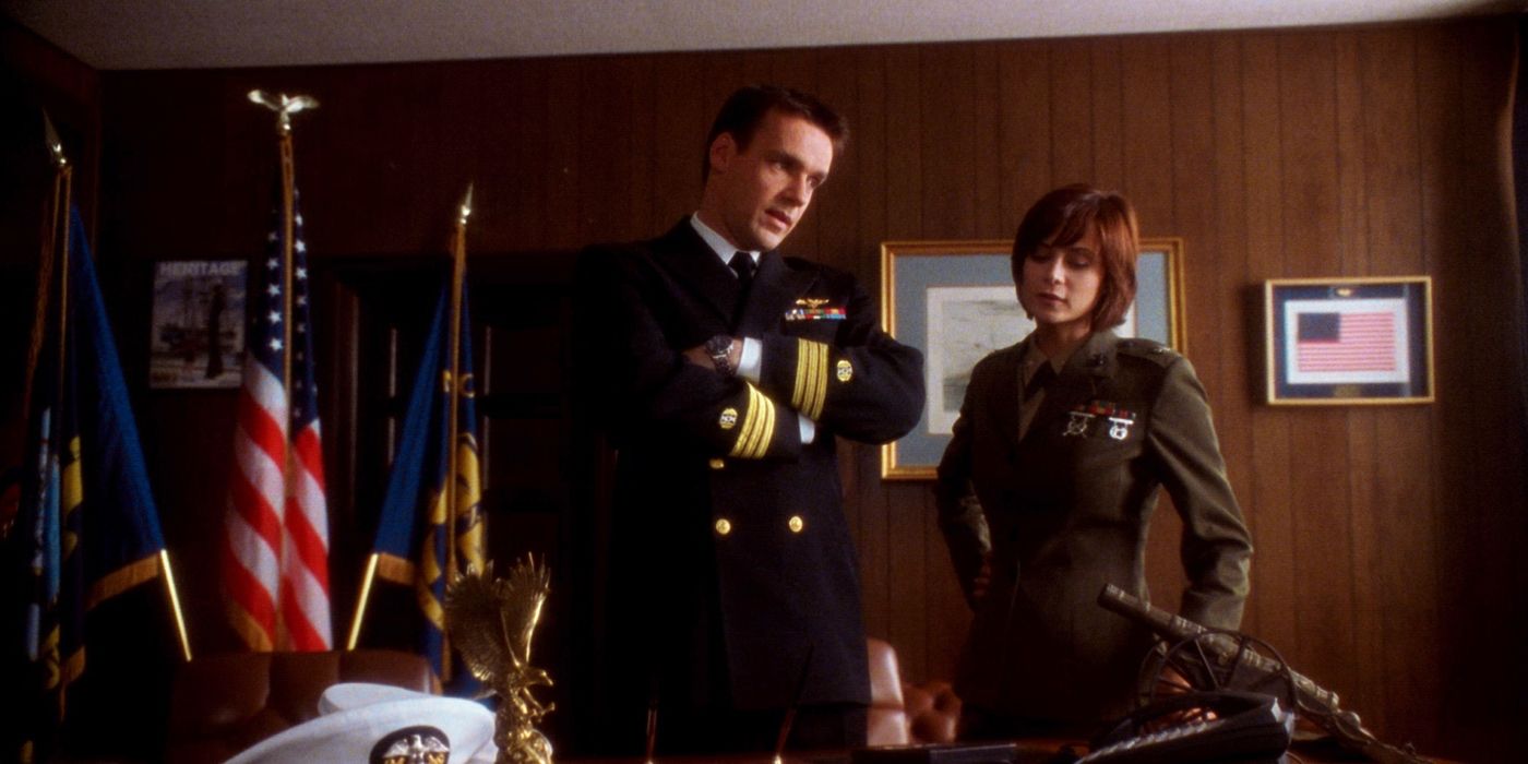 Harm and Mac in JAG season 5.