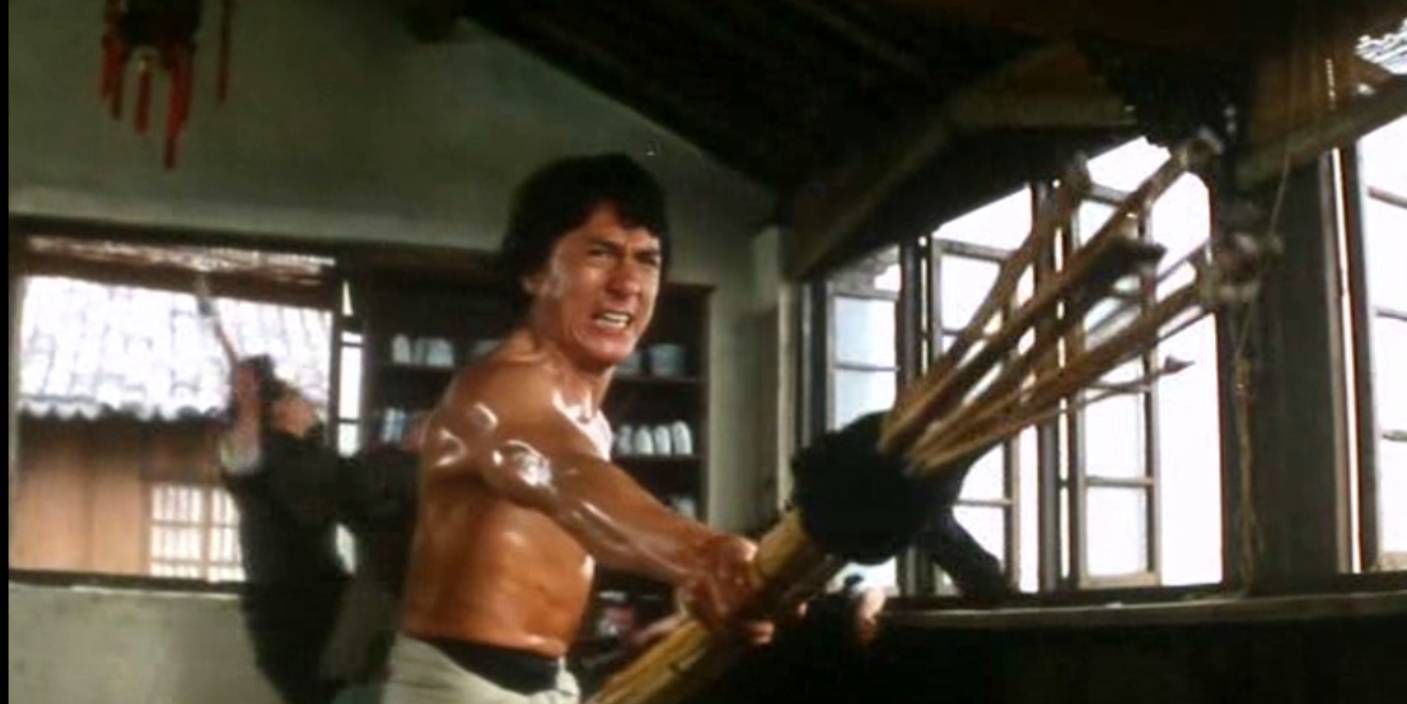 Jackie Chan vs the Axe Gang in The Legend of the Drunken Master