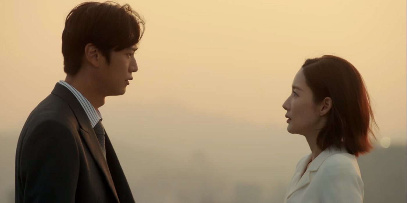 Ji-won e Ji-hyuk se olhando no episódio 6 de Marry My Husband