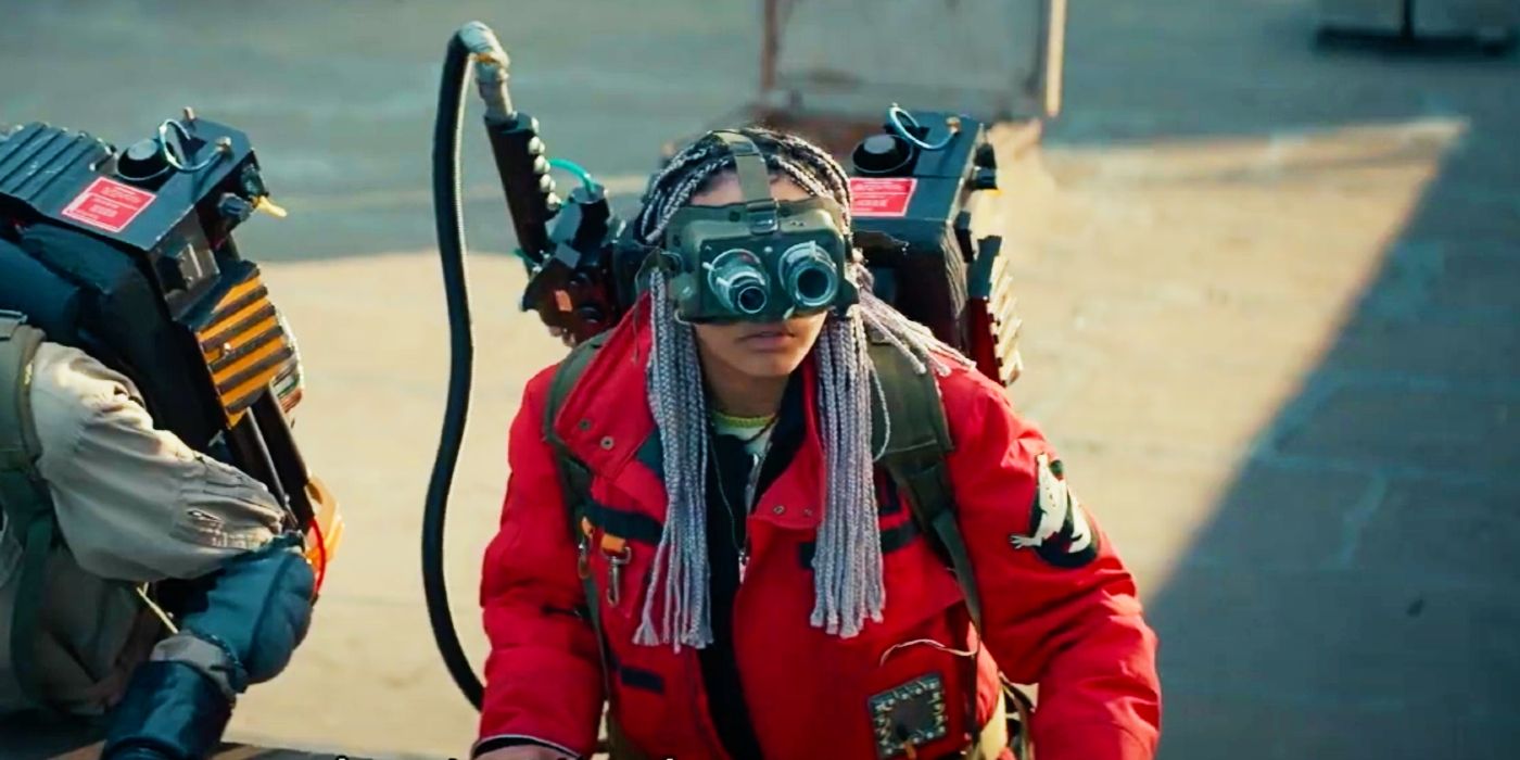 Kiersey Clemons wearing night vision goggles in Ghostbusters Frozen Empire
