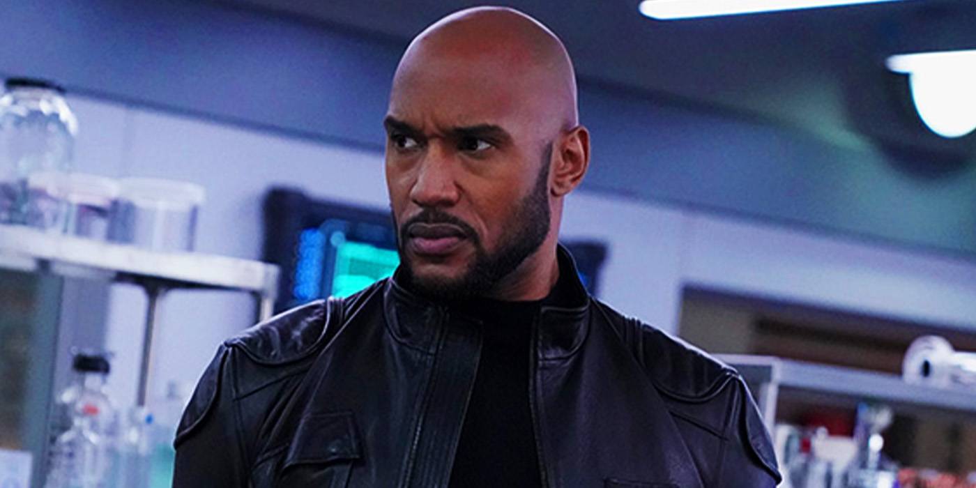 10 super-heróis da televisão que ainda não são canônicos no MCU 2 mack is the new director of shield in agents of shield.jpg?q=50&fit=crop&w=1500&dpr=1
