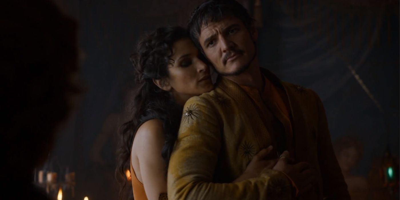 Oberyn Martell and Ellaria Sand cuddling in Game of Thrones