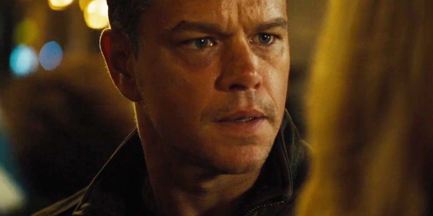 Matt Damon parece preocupado como Jason Bourne em Jason Bourne de 2016