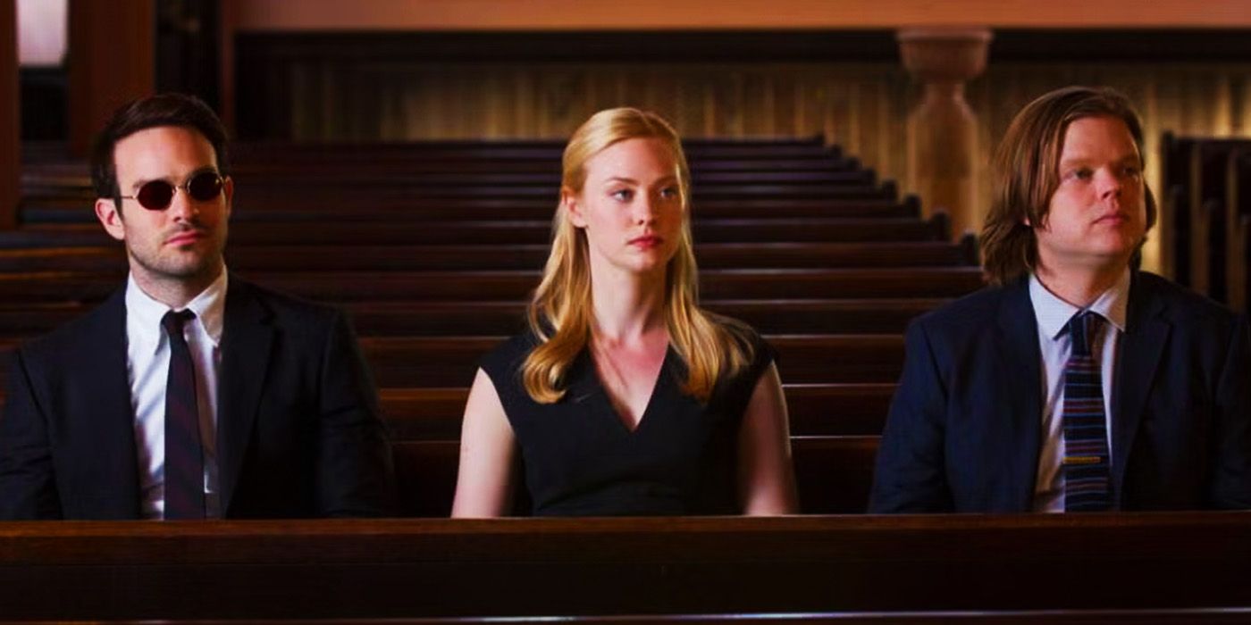 Matt Murdock, Karen Page e Foggy Nelson na igreja