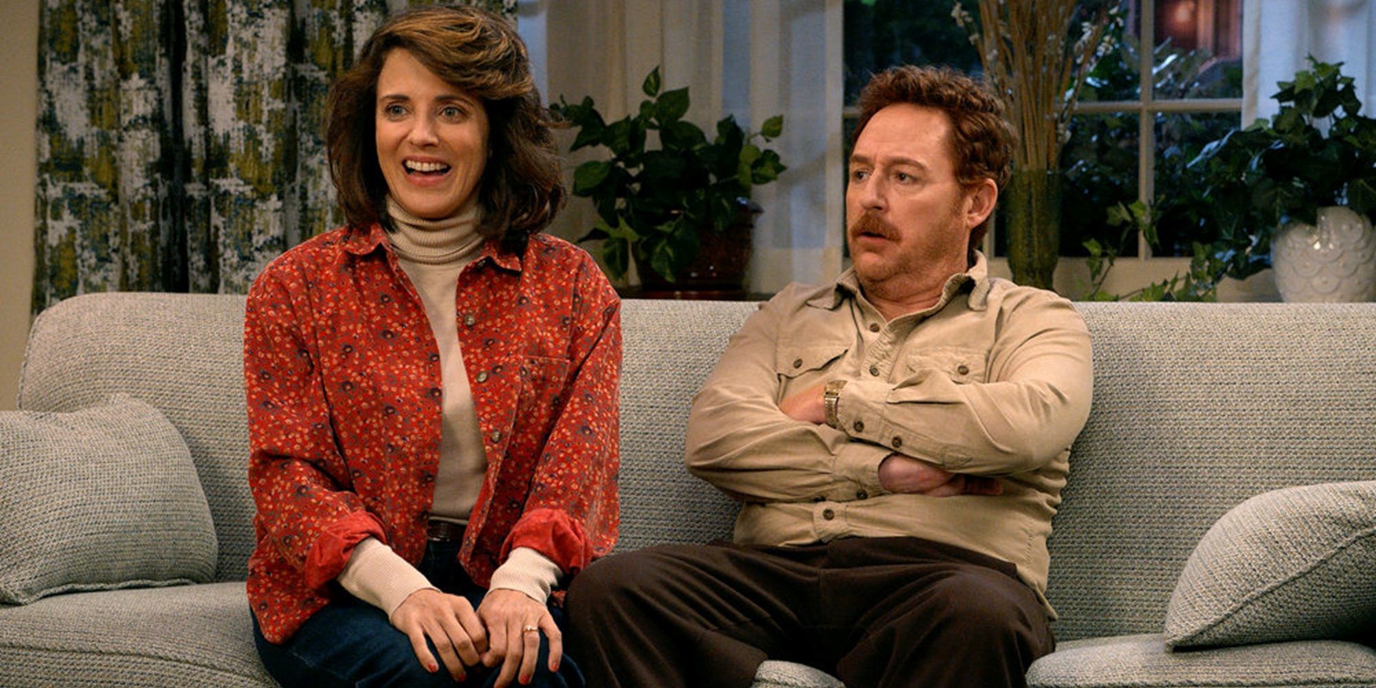 Matty and Susan on the couch in Ted