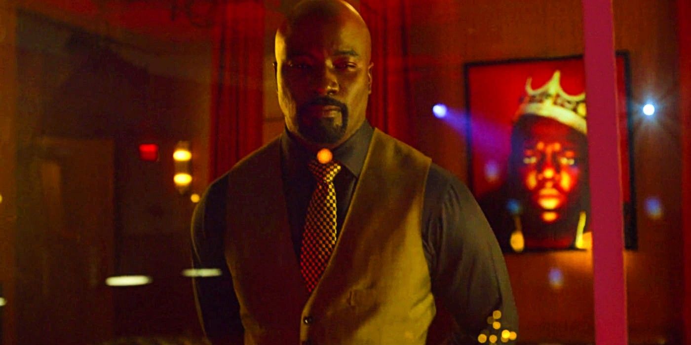 Mike Colter In Harlem's Paradise Office Looking Over The Club In Luke Cage Season 2 Finale
