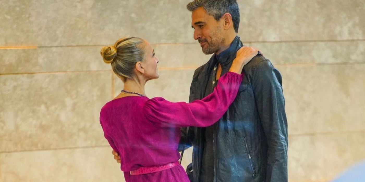 Franlyn and Carrie hugging in And Just Like That...