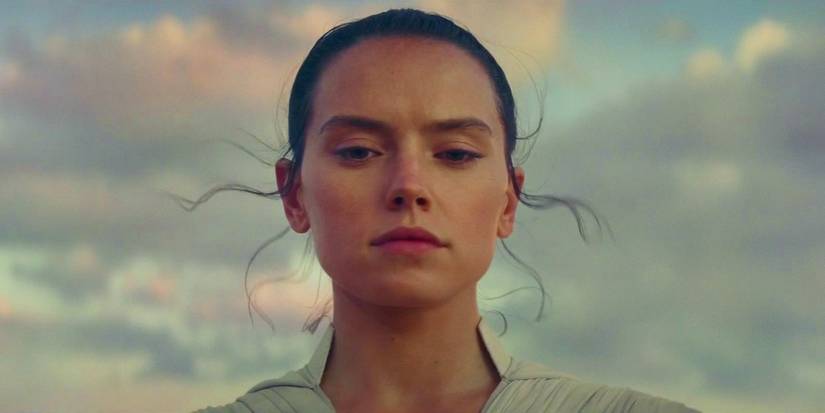 Rey looking down seriously in Star Wars: The Rise of Skywalker