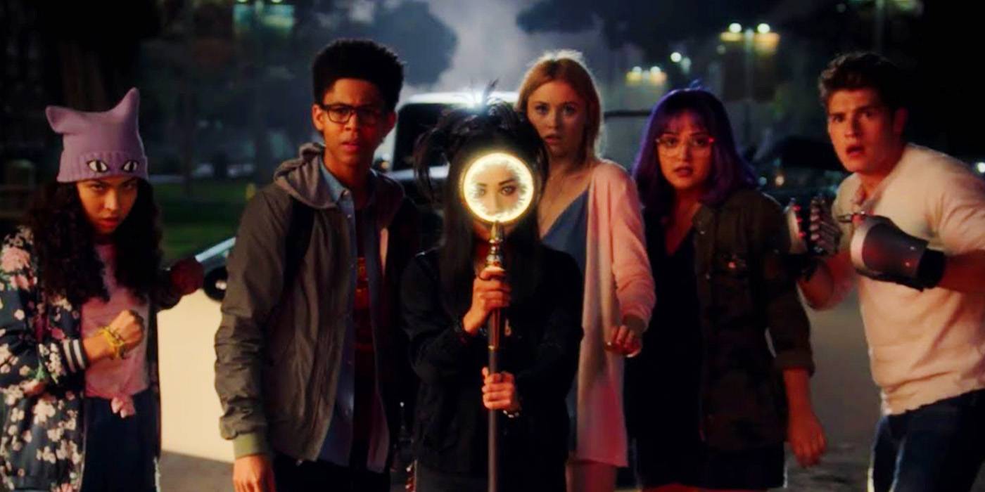 runaways team in marvel television series.jpg?q=50&fit=crop&w=1500&dpr=1